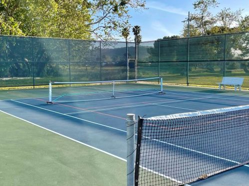 3340 Don Tomaso Dr, Carlsbad CA  92010-3951 exterior