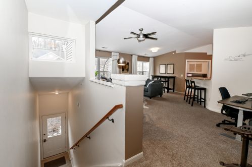 556 Rivers Breeze Dr, Covington, KY 41016-1704