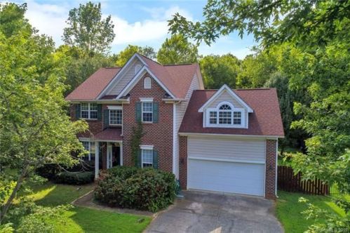 14422 John Beck Dr, Charlotte NC  28273-9140 exterior