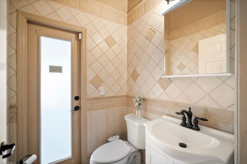 2219 10th Ln, Cape Coral FL  33990-1908 exterior