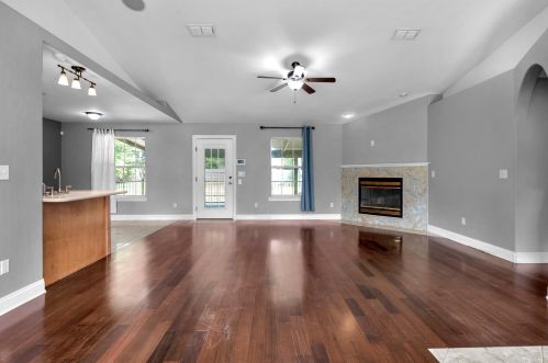 5250 Black Rd, Milton, FL 32583-2711