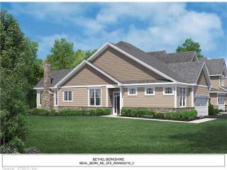 74 Ridgewood Dr, Waterbury, CT 06762-2943
