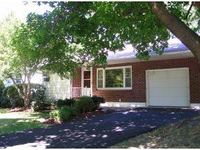 112 Susan Ct, Vestal, NY 13850-3343