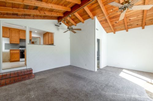 5938 Sunfield Ave, Lakewood CA  90712-1823 exterior