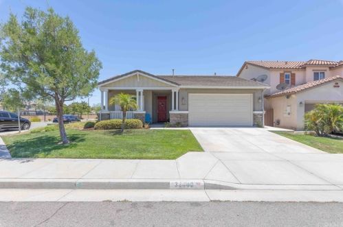 32600 San Clemente, Lake Elsinore CA  92530-0477 exterior