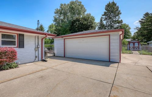 231 Western Ave, Waukesha WI  53188-3147 exterior