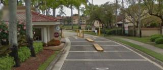 6222 170th Ter, Hialeah, FL 33015-4652