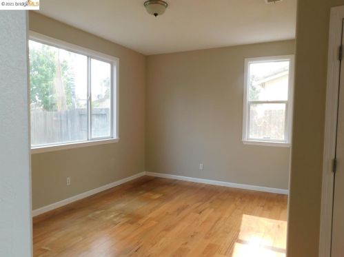 2468 Basilicae Way, Manteca CA  95337-8319 exterior