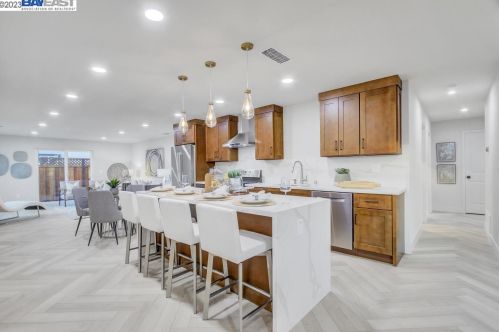 87 Casa Grande Pl, San Ramon CA  94583-3214 exterior