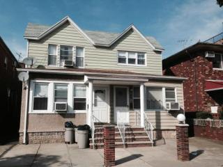 2029 58th St, Brooklyn, NY 11204-2012