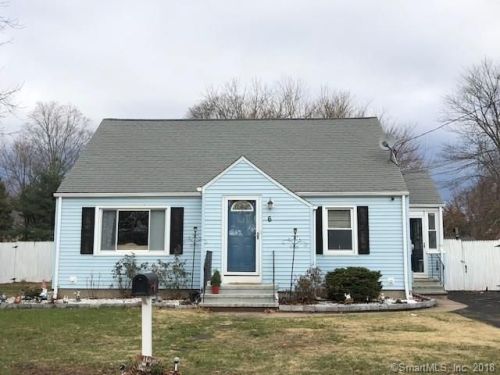 6 Jeralds Ave, Wallingford, CT 06492-1617