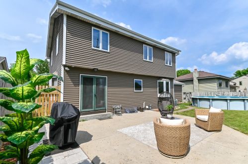 7021 Waterford Ave, Milwaukee WI  53220-2419 exterior