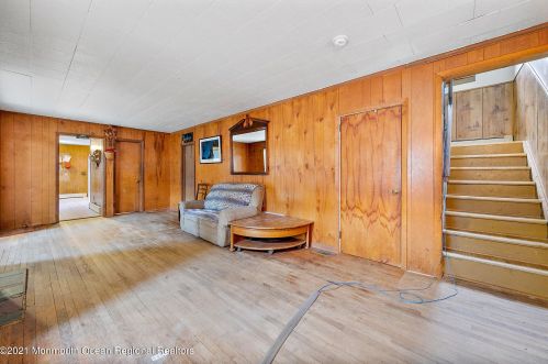 1011 1st Ave, Belmar NJ  07719-3301 exterior