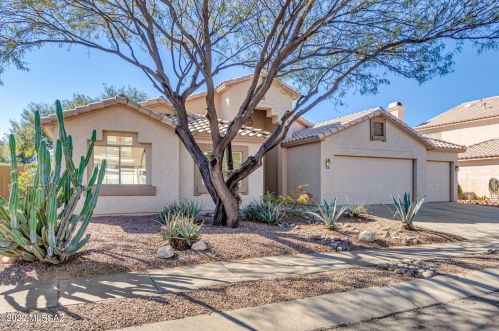 6871 Tombstone Way, Tucson AZ 85743-1057 exterior