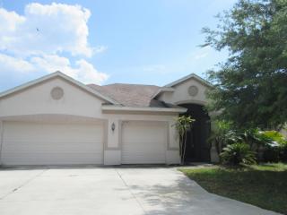 4254 67th Avenue Cir, Sarasota, FL 34243-5101