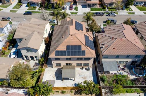 16681 Ore Claim Trl, Lathrop CA  95330-8843 exterior