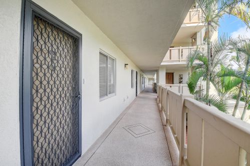 6515 Kensington Ln, Delray Beach, FL 33446-3018