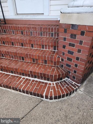 5130 Broad St, Philadelphia PA  19112-1405 exterior