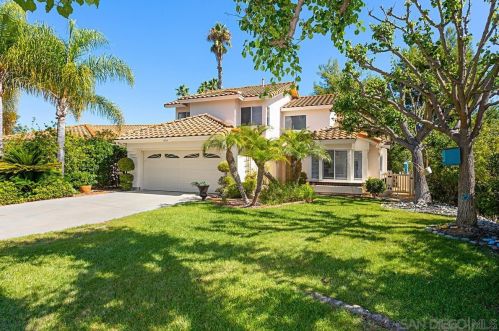 1994 Moonglow Ct, Vista, CA 92081-9015