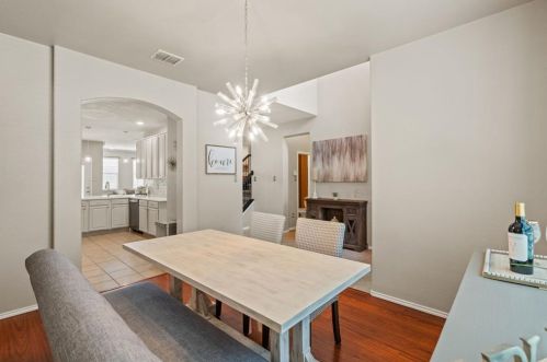 6001 Sun Ray Dr, Denton TX  76208-6823 exterior