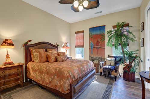 19 Orleans Rd, Rancho Mirage CA  92270-2714 exterior