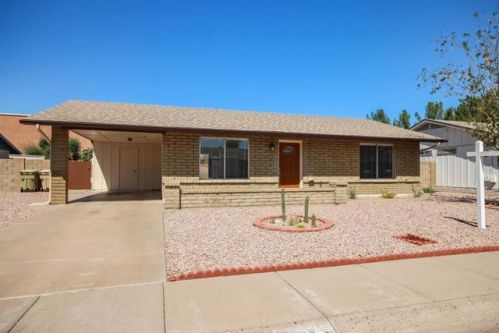 6522 Phelps Rd, Glendale, AZ 85306-1011