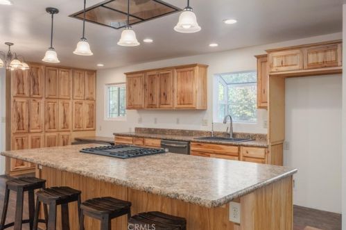 9533 Cummings Rd, Durham CA  95938-9605 exterior