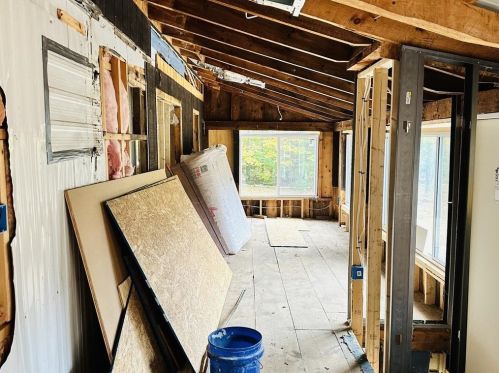 250 Gulf Rd, Northwood NH  03261-4003 exterior