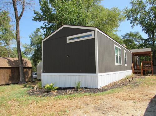 844 Harbor Point Dr, Chita, TX 75862-6470