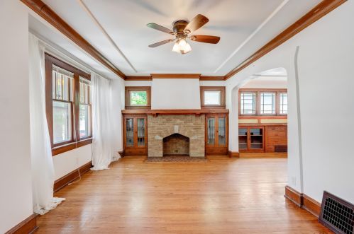 2963 52, Milwaukee WI 53210-1610 exterior