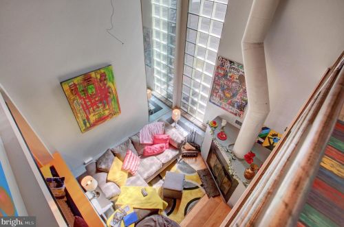 405 Boas St, Harrisburg PA 17102-1707 exterior