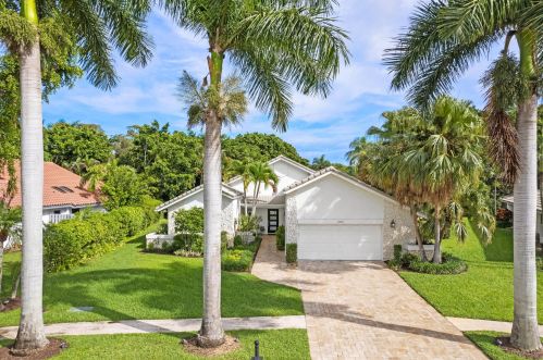 10238 Crosswind Rd, Boca Raton, FL 33498-4739