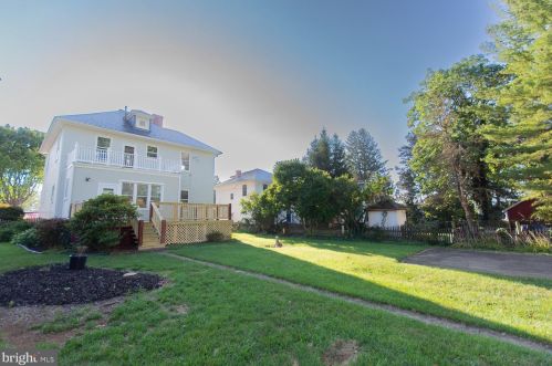 404 Church St, Charles Town WV  25414-1312 exterior