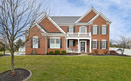 203 Stonecrest Ct, Gibsonia, PA 15044-8943