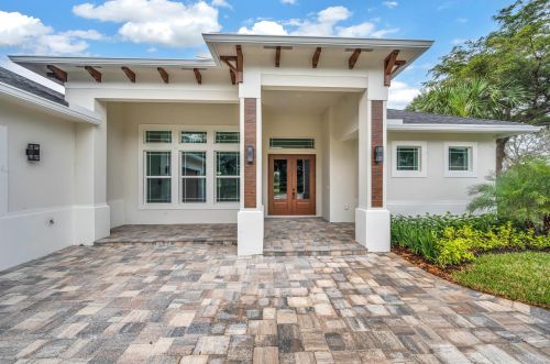 660 Summerwood Ln, Vero Beach, FL 32962-7063