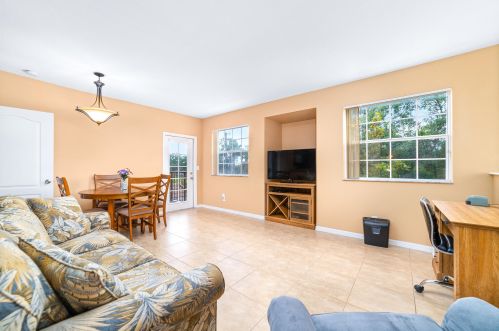 100 Peacock Blvd, Fort Pierce, FL 34986-3464