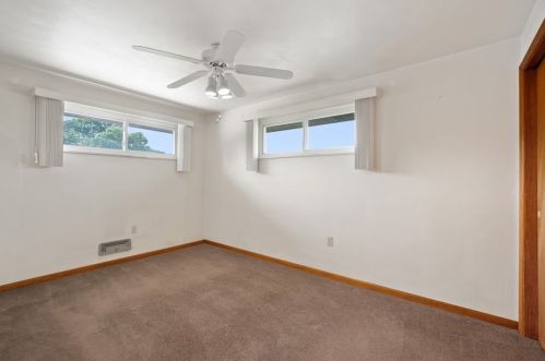 432 Marzolf Rd, Pittsburgh PA  15209-1117 exterior