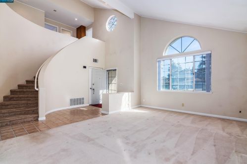 89 Galleron Ct, Oakley, CA 94561-3120