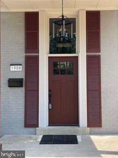 1908 Halifax Rd, Woodbridge, VA 22191-2407