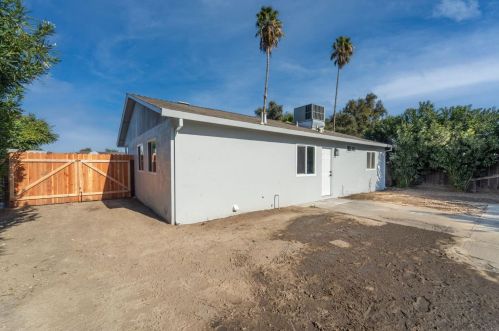 546 Libby Ln, Lathrop CA  95330-9545 exterior