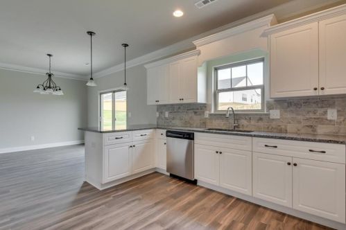 657 Pine St, Burnettown, SC 29851-2015