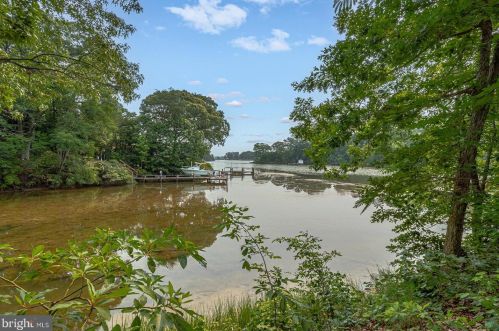 26 Mount Holly Ct, Montross VA  22520-4110 exterior