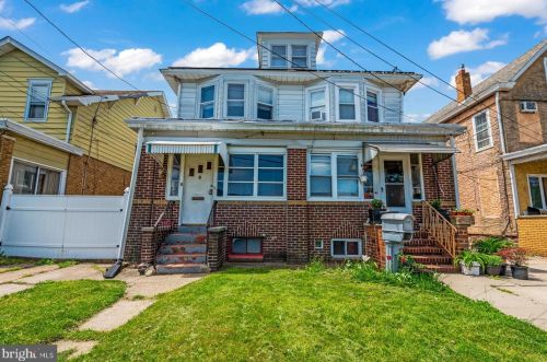 1139 Chambers St, Trenton, NJ 08610-5801