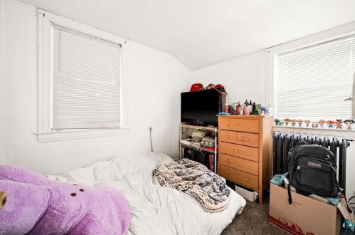 1511 4th St, Duluth, MN 55812-3774
