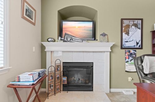 4300 Blake Dr, Modesto CA  95356-8925 exterior