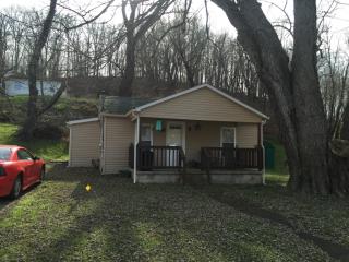 7 Dixon St, Coalton, OH 45621-1119