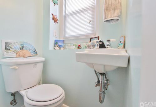 249 Pierce St, South Plainfield NJ  07080-4422 exterior