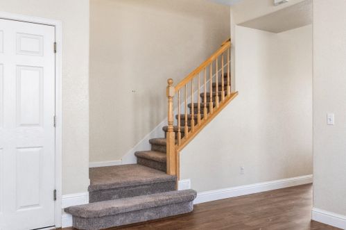 2228 Clock Tower Ct, Riverbank CA  95367-9427 exterior