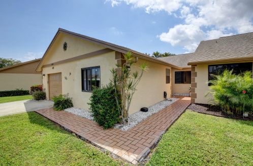 3160 13th St, Delray Beach, FL 33445-7638