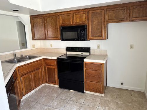4705 Alden Ct, Bakersfield CA  exterior